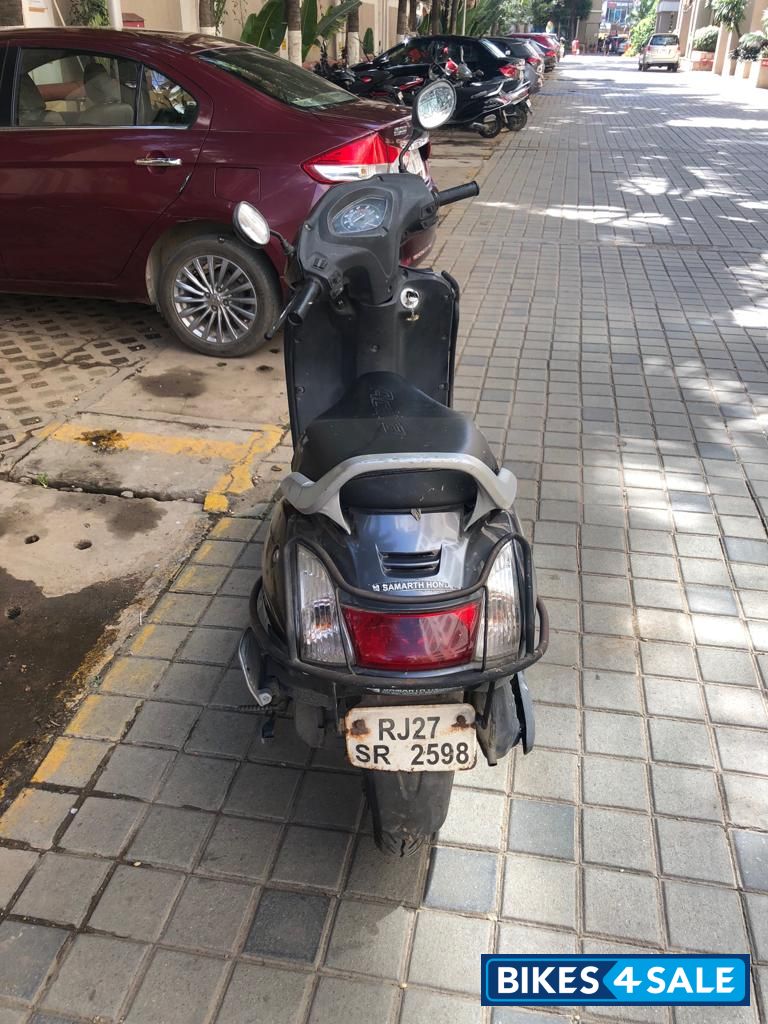 Silver Honda Activa