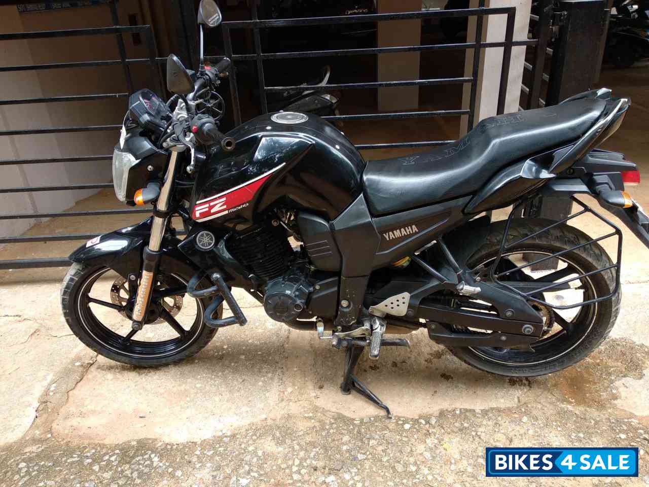 Used 2014 model Yamaha FZ16 for sale in Bangalore. ID 181644 - Bikes4Sale