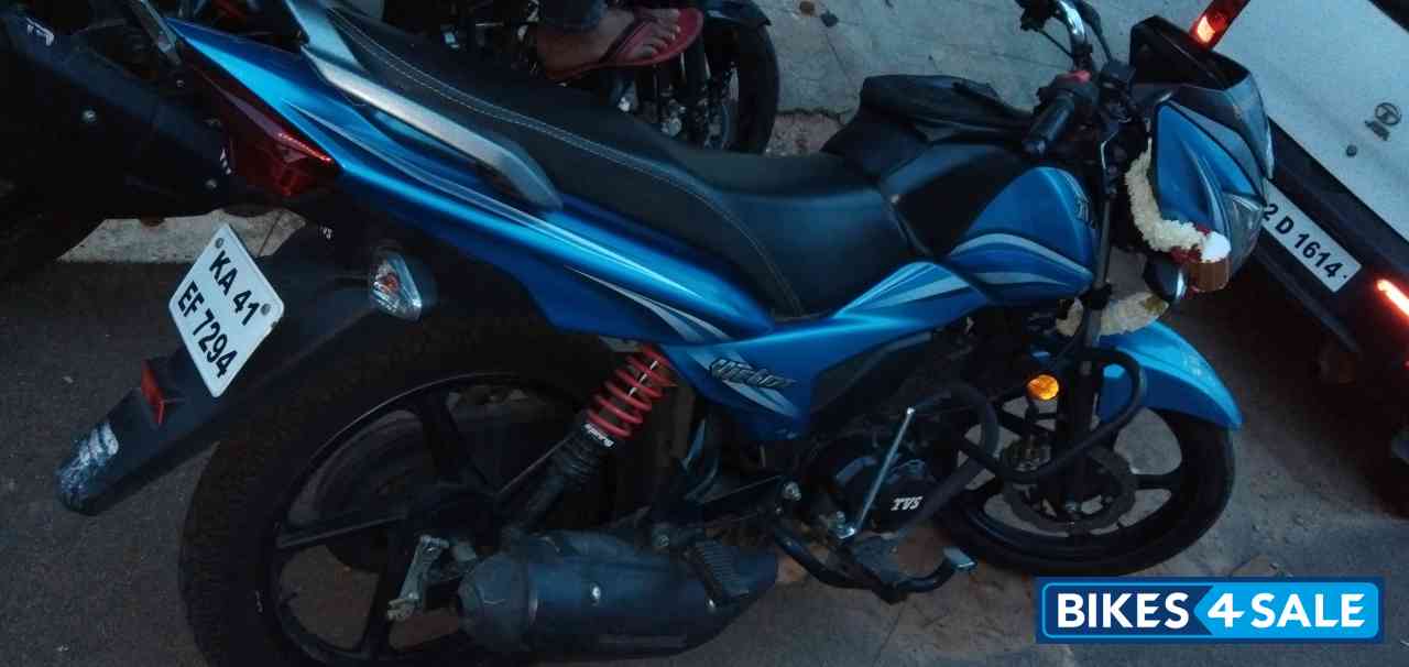 Blue TVS Victor