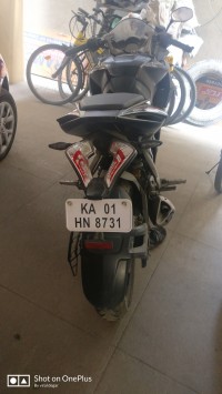 Bajaj Pulsar RS 200 ABS
