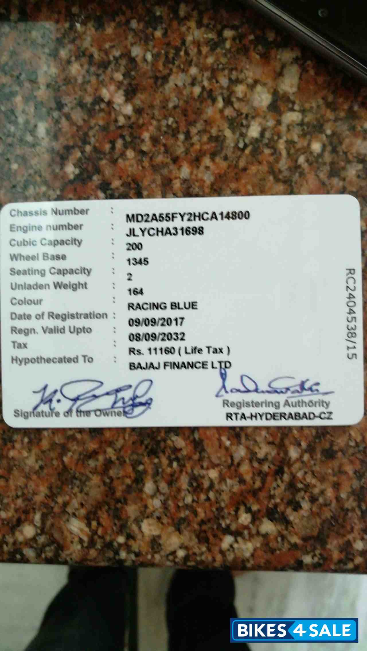 Blue White Bajaj Pulsar RS 200