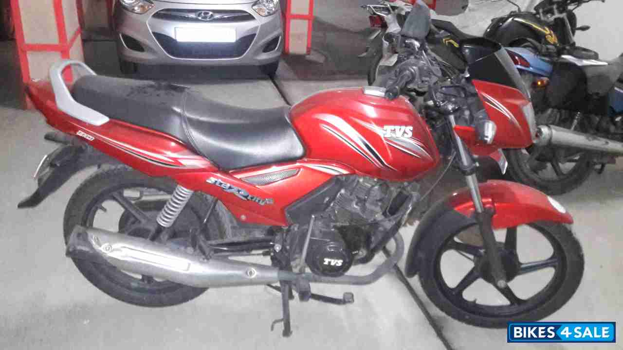Red TVS Star City Plus