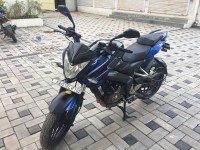 Saffire Blue Bajaj Pulsar 200 NS