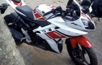 Yamaha YZF R15 V2 2012 Model