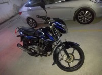 Black Bajaj XCD 135 DTS-Si