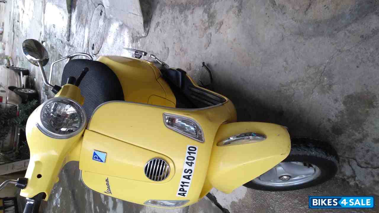 Vespa LX 125