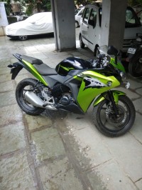 Honda CBR 150R 2015 Model