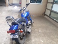 Blue Bajaj Avenger 220 DTS-i