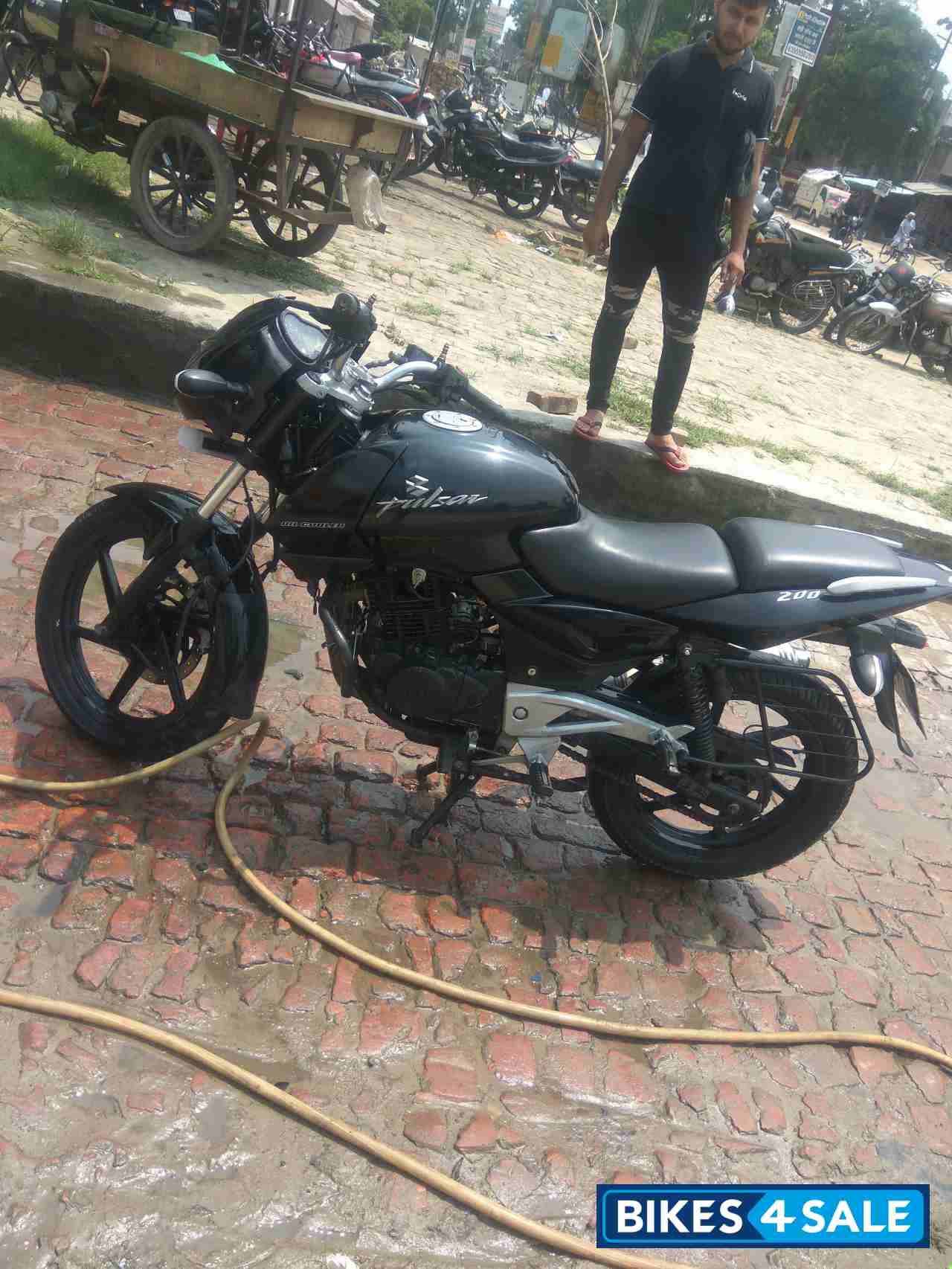 Bajaj Pulsar 200 DTSi