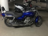 Bajaj Avenger 200 DTS-i