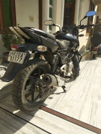 Black Bajaj Pulsar 180 DTSi