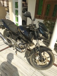 Black Bajaj Pulsar 180 DTSi