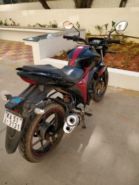 Black & Red Suzuki Gixxer 150
