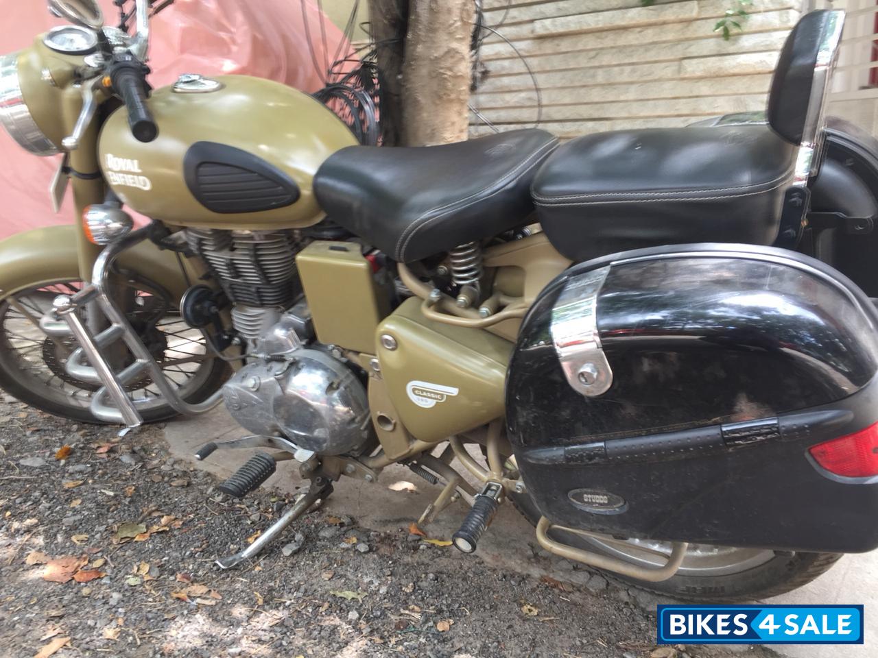 Royal Enfield Classic Desert Storm