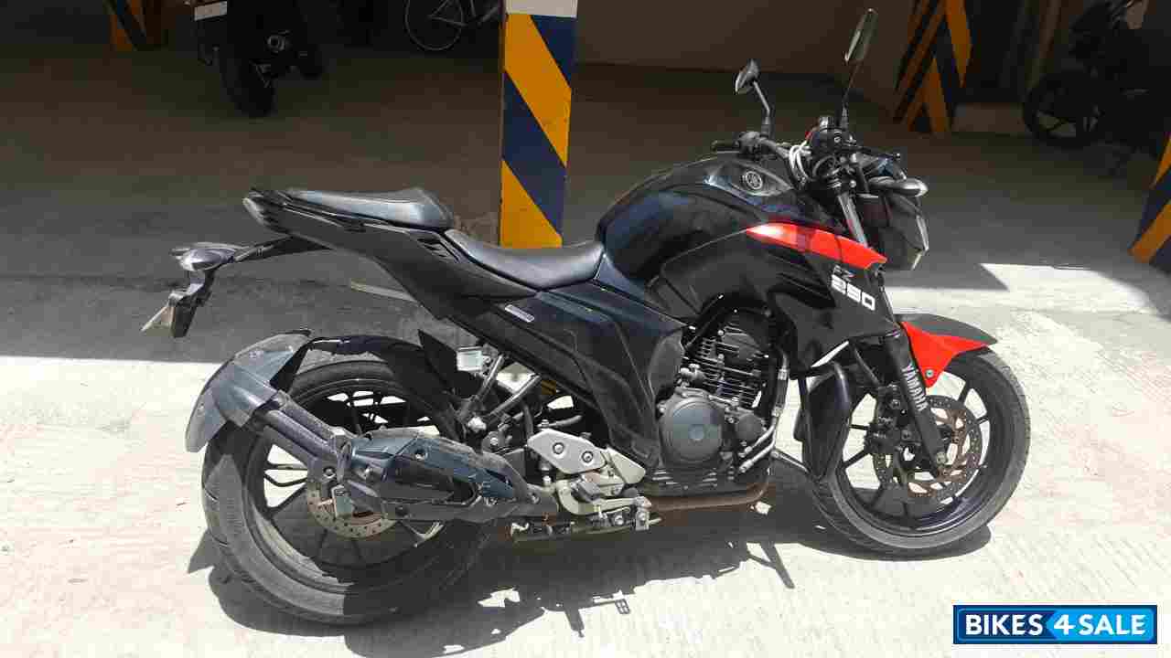 Yamaha FZ25