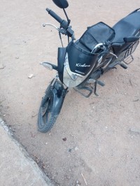Black Honda CB Unicorn