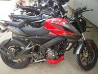Bajaj Pulsar 200 NS 2017 Model