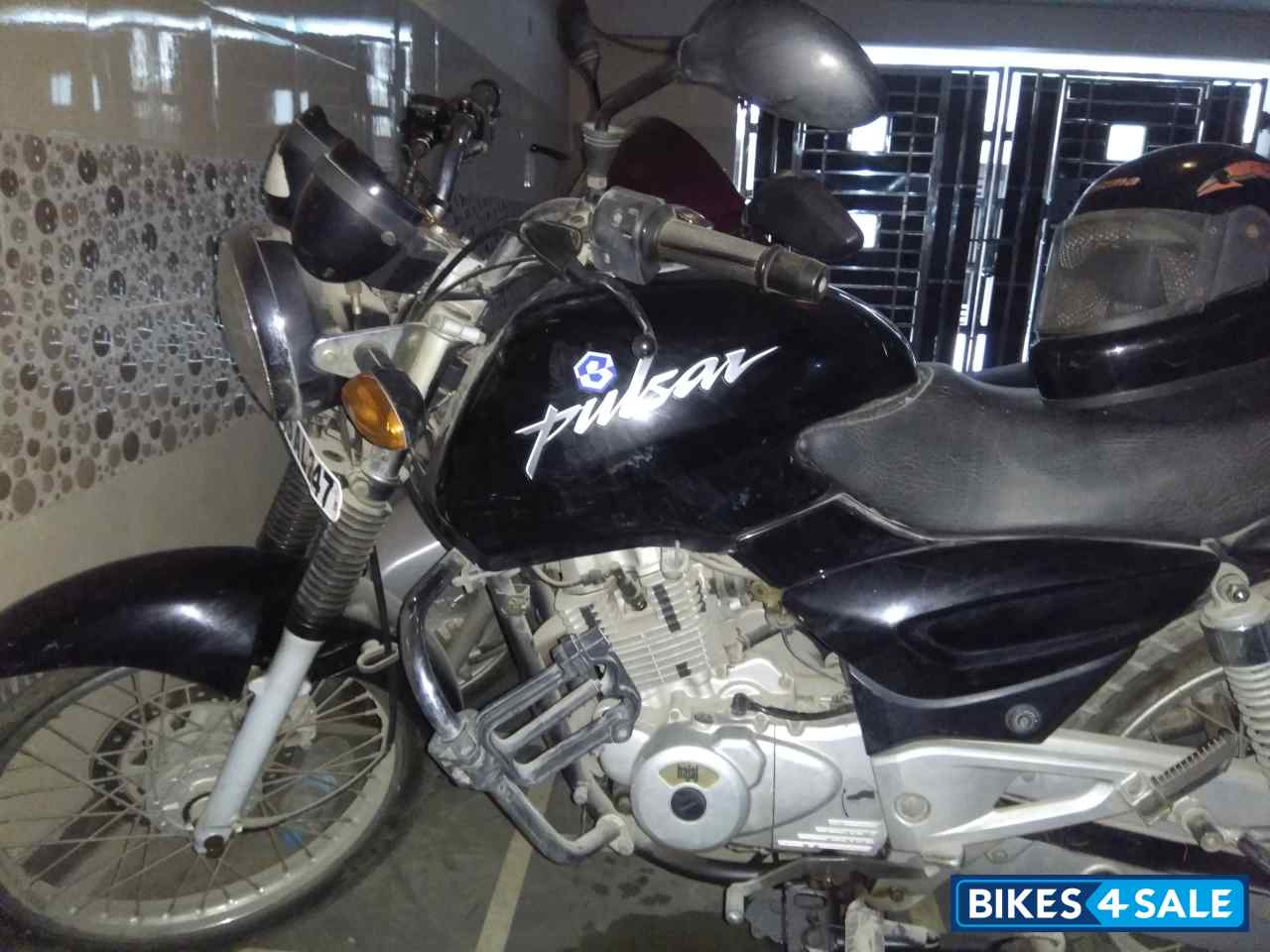 Bajaj Pulsar 150 Round Headlight Bajaj Pulsar 150 Round Headlight