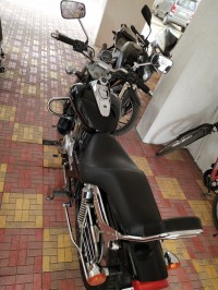 Bajaj Avenger 220 DTS-i