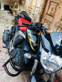 Black Yamaha FZ FI V2