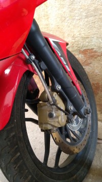 Bajaj Pulsar RS 200 ABS
