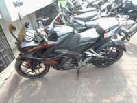 Black Bajaj Pulsar RS 200