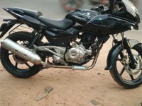 Bajaj Pulsar 220F