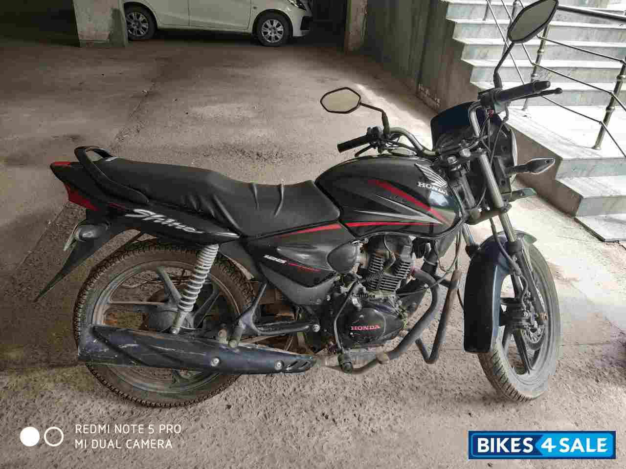 Black Honda CB Shine Black Honda CB Shine