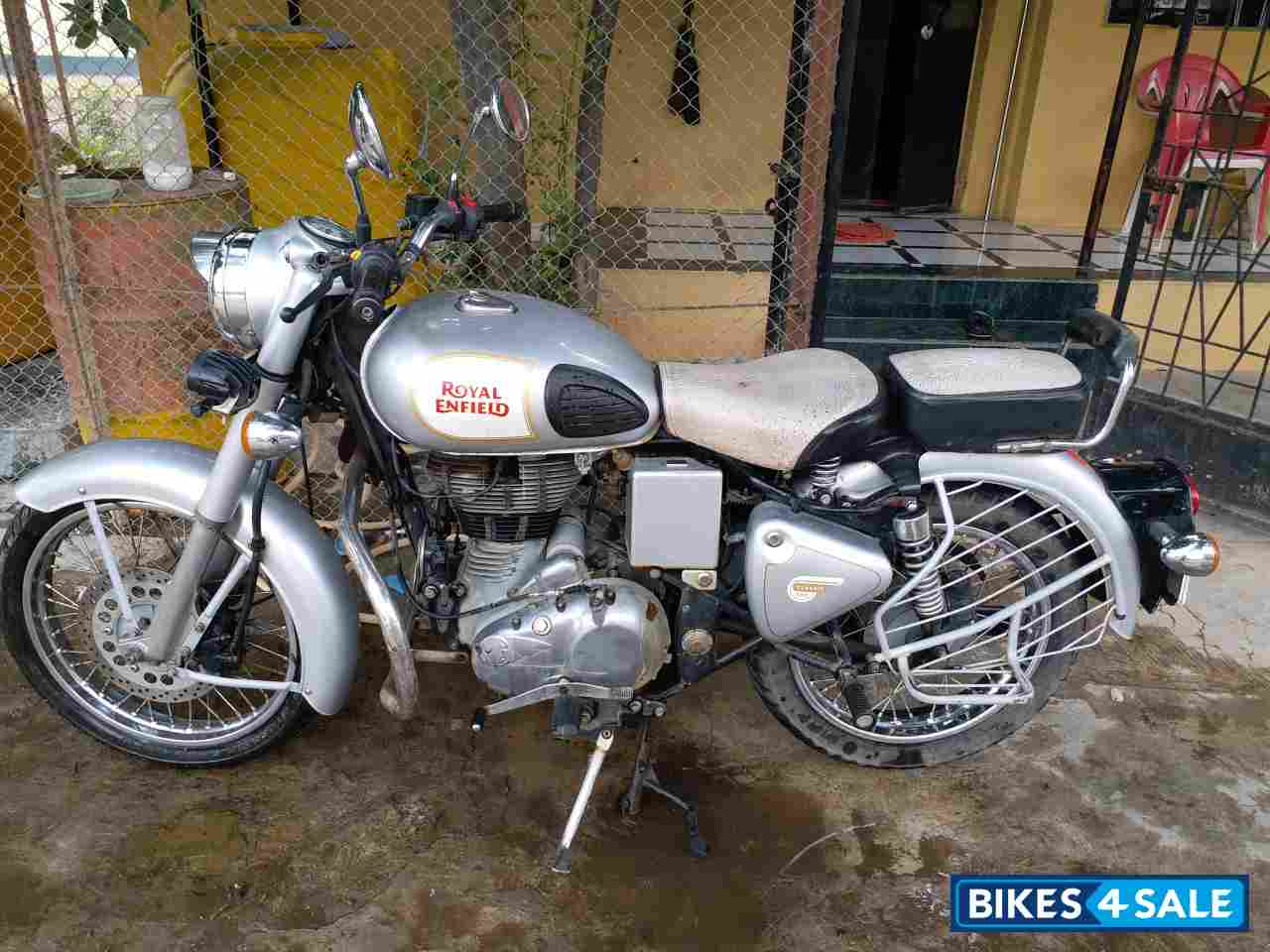 Royal Enfield Classic 350