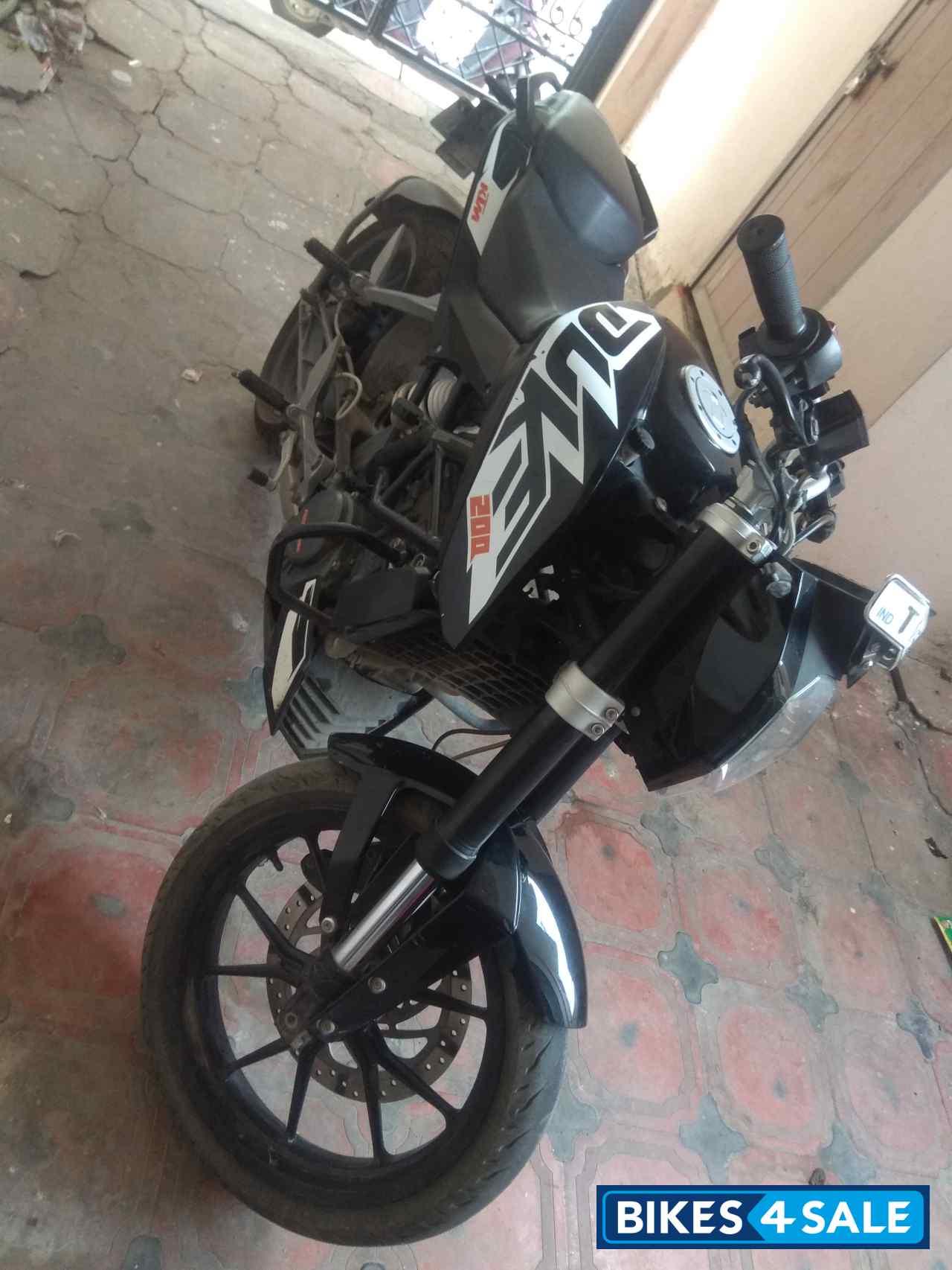 KTM Duke 200