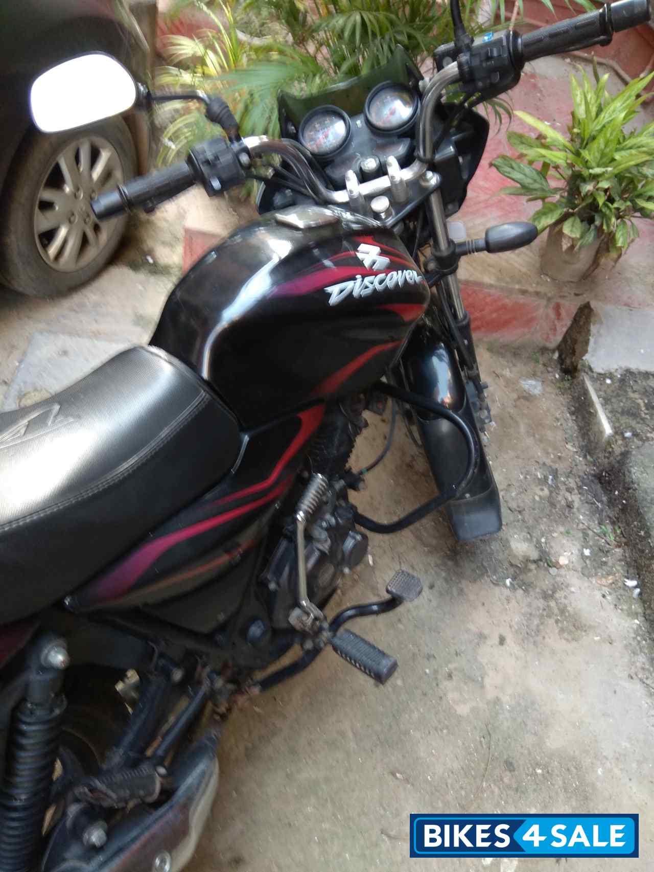 Bajaj Discover DTSi 150