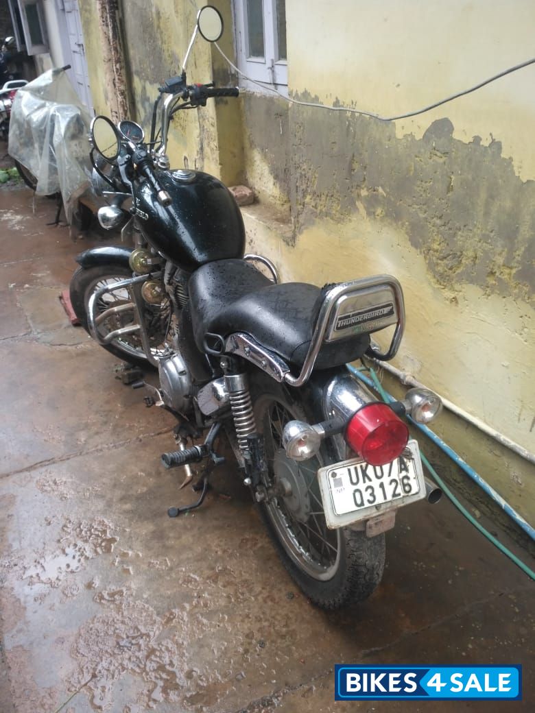 Black Royal Enfield Thunderbird 350