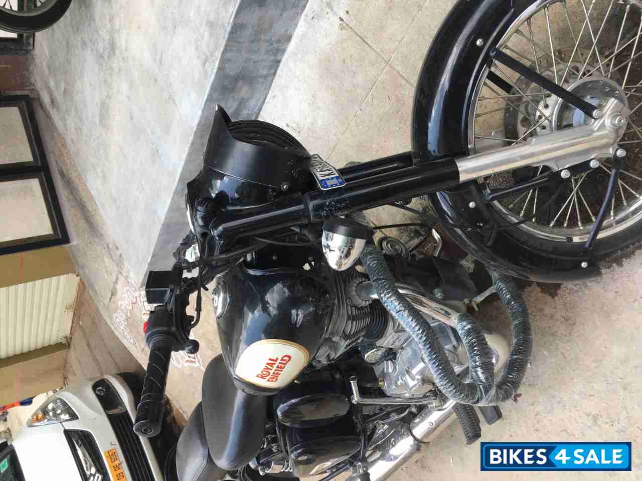 Royal Enfield Classic 350 Royal Enfield Classic 350