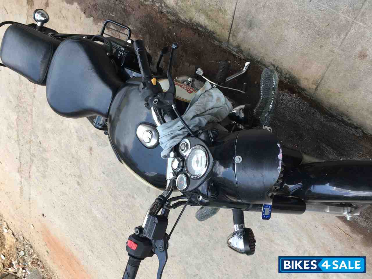 Royal Enfield Classic 350 Royal Enfield Classic 350