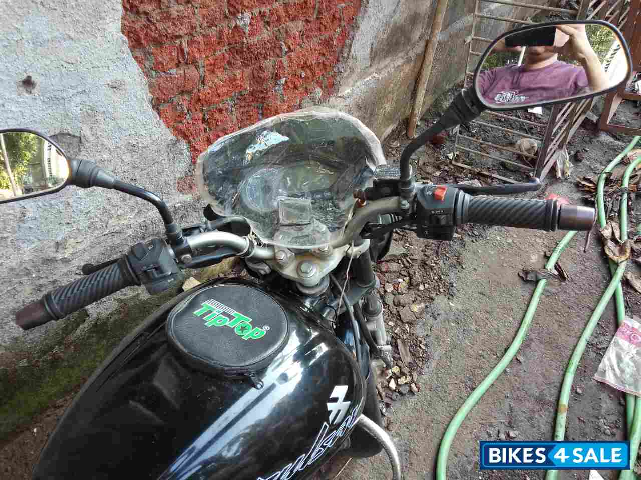 Black Bajaj Pulsar 150 DTSi