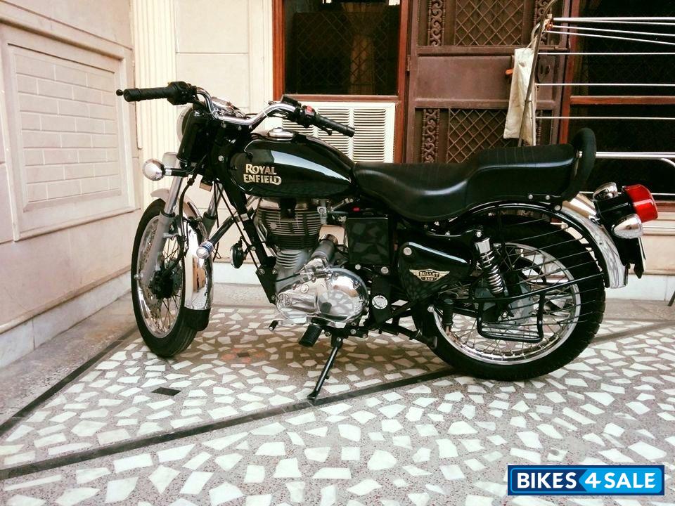 Magic Black Royal Enfield Bullet Electra Twinspark