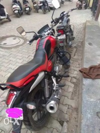 Bajaj V15