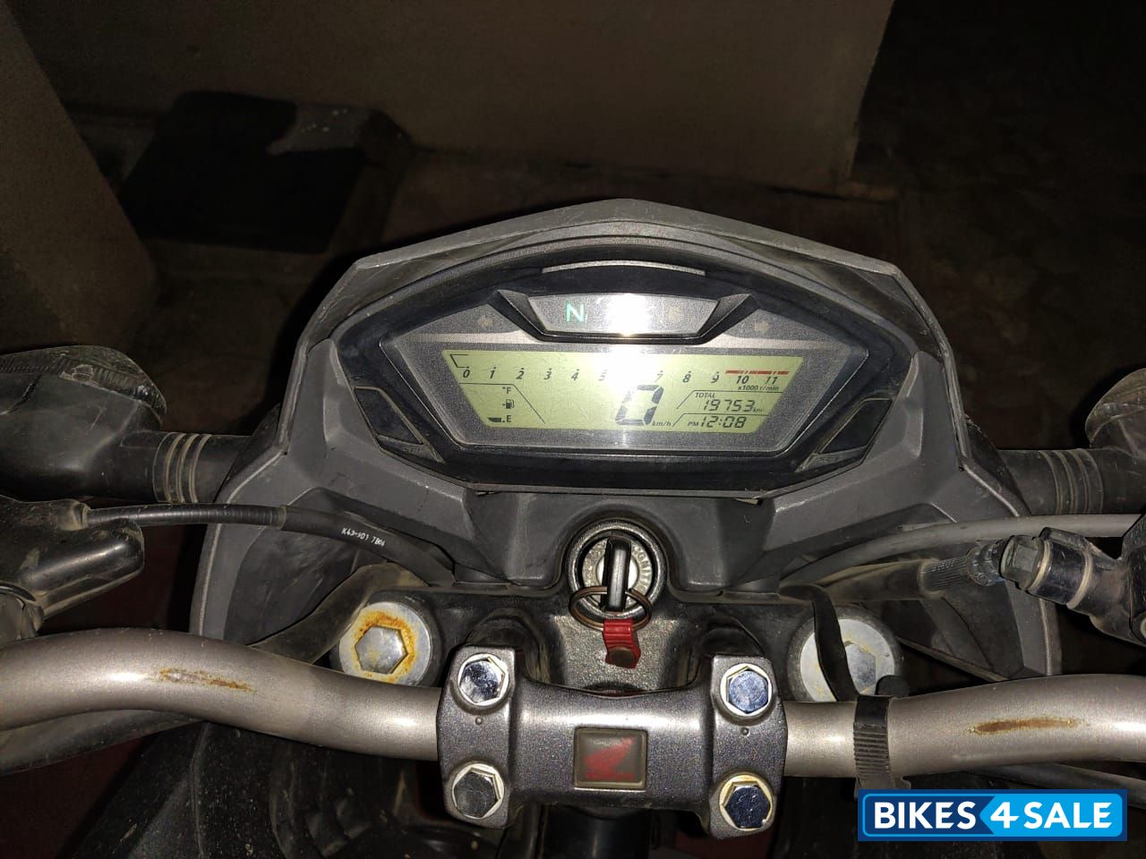 Gray With Orange Honda CB Hornet 160R