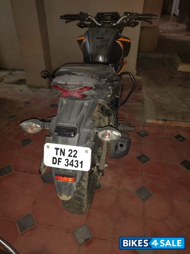 Gray With Orange Honda CB Hornet 160R