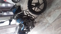 Blue/black Bajaj Discover 100 DTS-Si