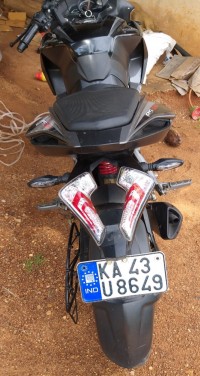 Black And Grey Bajaj Pulsar RS 200 ABS