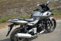 Bajaj Pulsar 220 DTSi