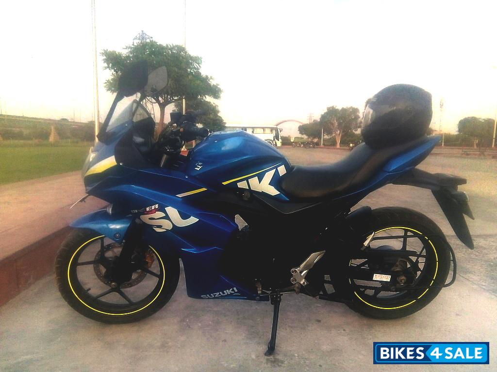 Suzuki Gixxer SF Suzuki Gixxer SF