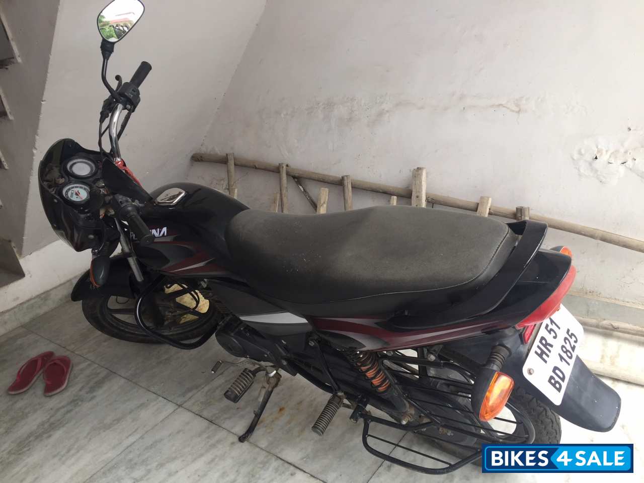 Black Bajaj Platina 100