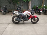 White Yamaha FZ-S