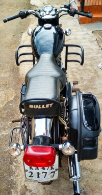 Black Royal Enfield Bullet Electra Twinspark