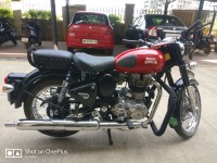 Redditch Red Royal Enfield Classic 350 Redditch Red