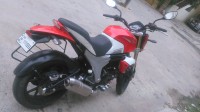 Red Mahindra Mojo