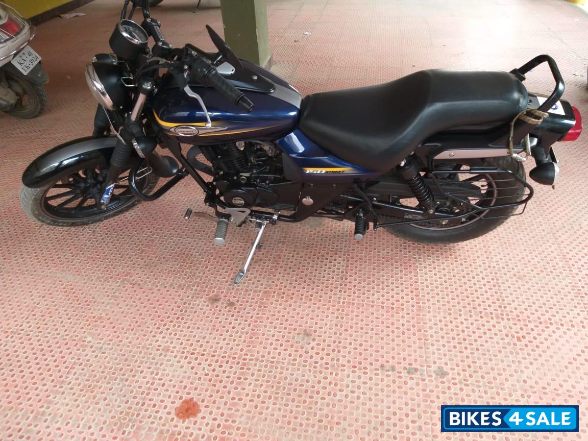 Bajaj Avenger Street 150
