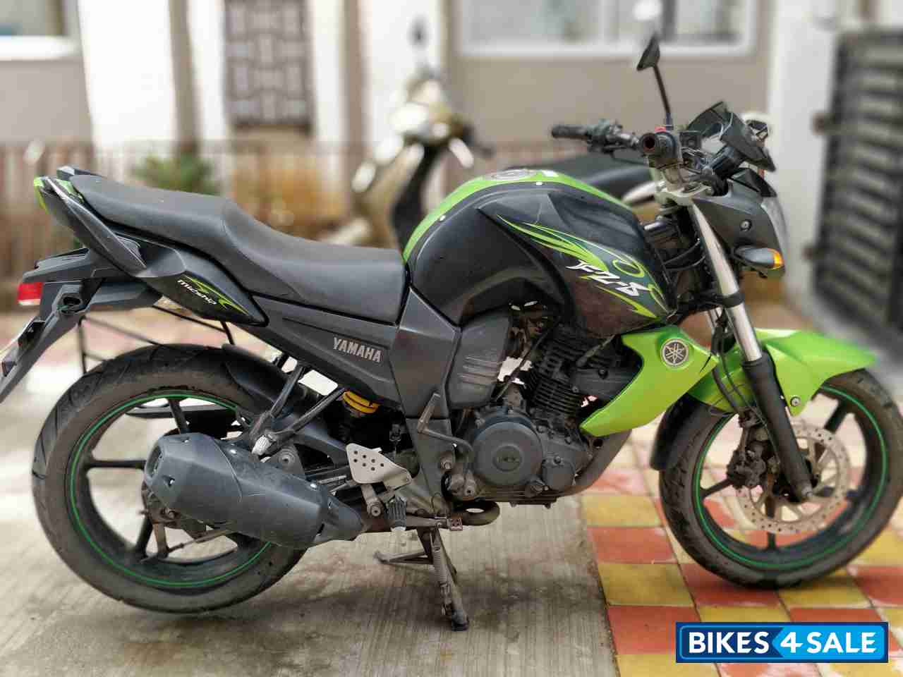 Green And Midnight Black Yamaha FZ-S Green And Midnight Black Yamaha FZ-S